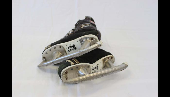 スケート靴（アイスホッケー用）4