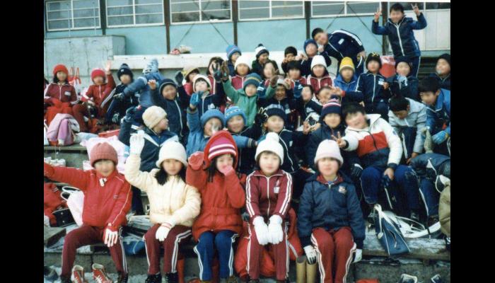 八戸市立柏崎小学校のスケート大会