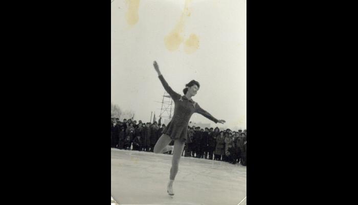 昭和40年代頃のフィギュア選手　試合風景