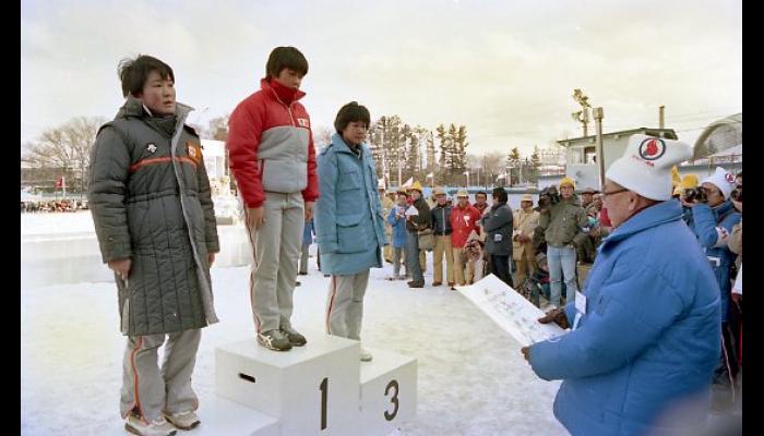 第40回国民体育大会冬季大会　表彰される選手