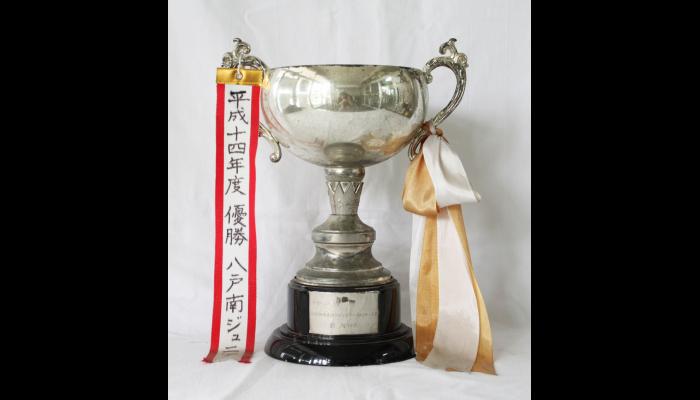 NHK杯青森県チビッコアイスホッケー大会　優勝杯
