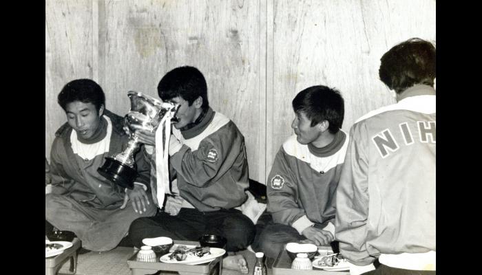 第35回日本学生氷上競技選手権大会　優勝記念会写真
