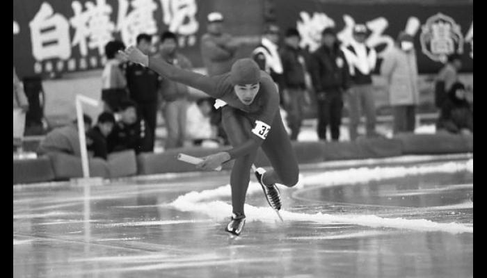 第36回全国高等学校スケート競技選手権大会スピードスケート競技男子2000ｍのようす