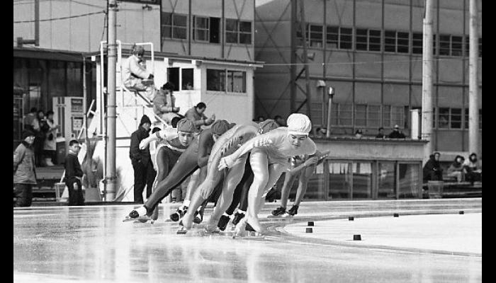 第39回青森県中学校体育大会冬季スケート競技会　レースのようす